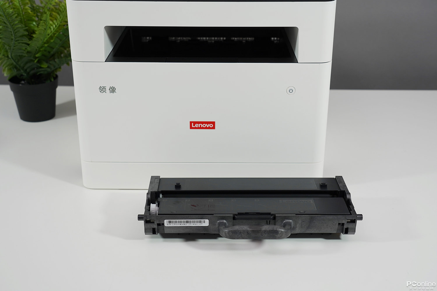 聯(lián)想領(lǐng)像 解鎖辦公新姿勢的智能伴侶